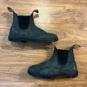 Blundstone Classic Chelsea boots in Rustic Black
